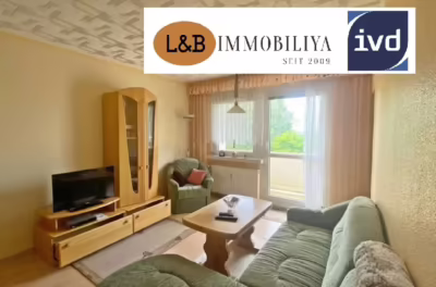 Komplett möblierte 2-Zimmer-Wohnung mit Balkon & Stellplatz, 09337 Hohenstein-Ernstthal, Etagenwohnung
