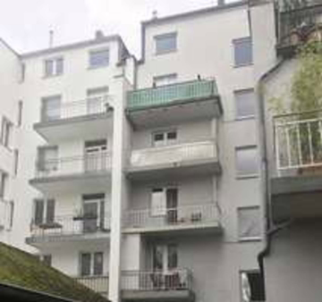 Charmante 2-Zimmer-Wohnung mit Balkon in begehrter Lage von Düsseldorf-Bilk!, 40225 Düsseldorf Bilk (Stadtbezirk 3), Etagenwohnung