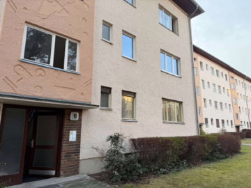 Helle 1-Zimmer Wohnung in Berlin-Reinickendorf, 13437 Berlin, Erdgeschosswohnung
