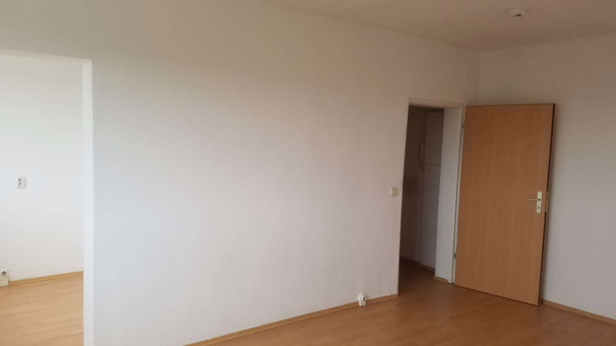 PHOTO-2022-08-15-09-28-00 5 - RESERVIERT!!!Vermietete renovierte 1-Zimmer Wohnung in Altenburg