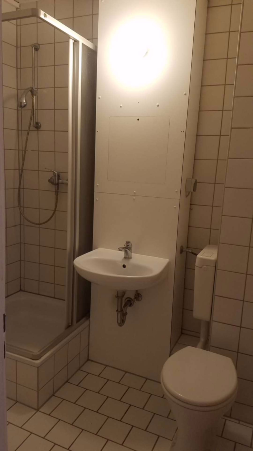 PHOTO-2022-08-15-09-27-59 2 - RESERVIERT!!!Vermietete renovierte 1-Zimmer Wohnung in Altenburg