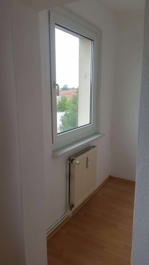 PHOTO-2022-08-15-09-28-02 2 - RESERVIERT!!!Vermietete renovierte 1-Zimmer Wohnung in Altenburg