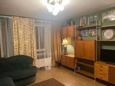 Bezugsfreie 2 Zimmer Wohnung in zentraler Lage von Zwickau!, 08056 Zwickau, Etagenwohnung
